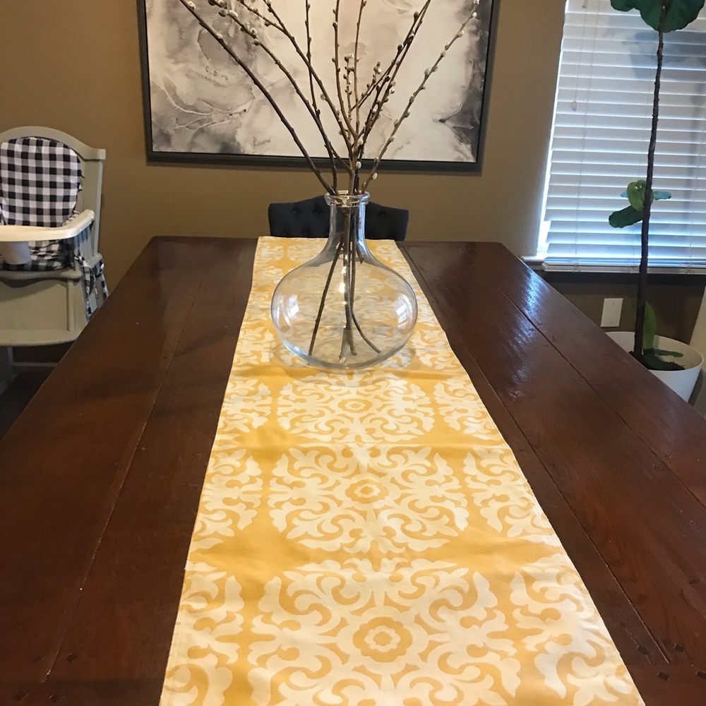 🔴 SOLD 🔴 - 🍽 Table Runner - Picture 5 of 5